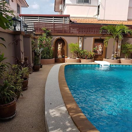 Mai Thai Guest House Khon Kaen Exterior photo